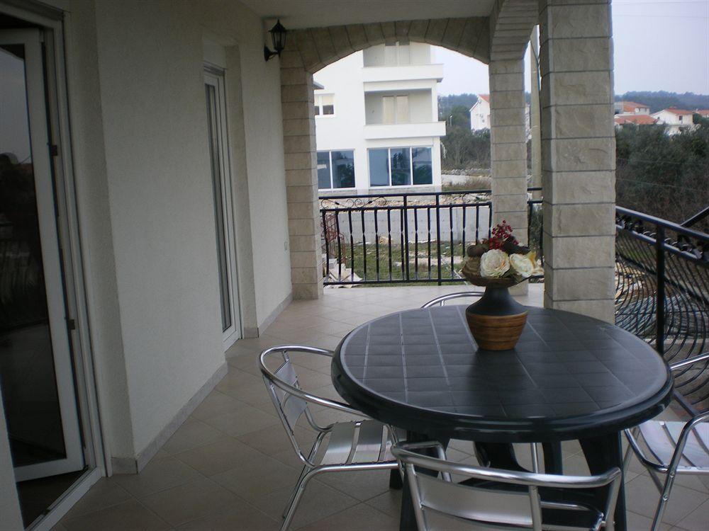 Apartmani Slavica Сплит Экстерьер фото